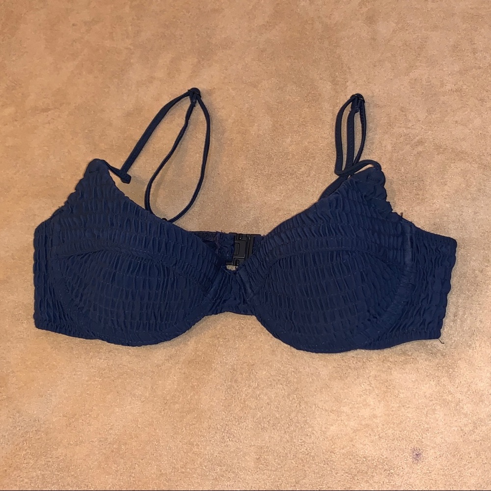 Navy Triangl Bikini Top